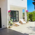 Strandnahe Finca Mit Pool, Wifi, Klima, Heizung, Tischtennis, Trampolin In Alcudia