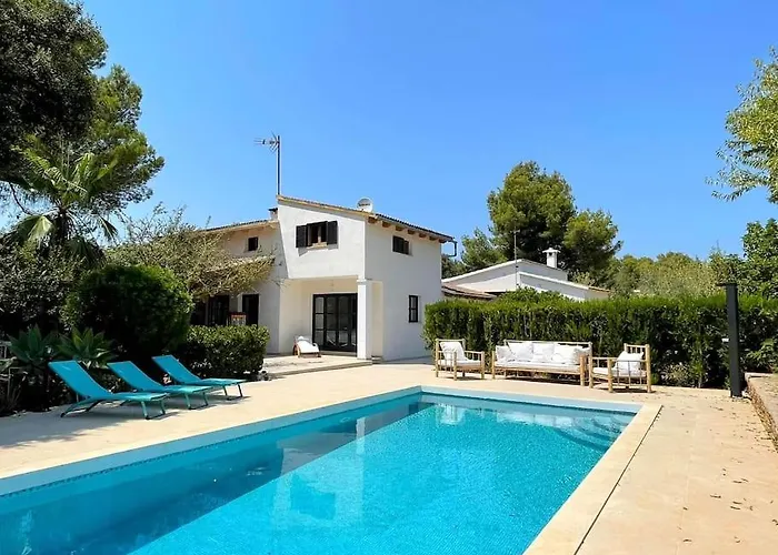 Strandnahe Finca Mit Pool, Wifi, Klima, Heizung, Tischtennis, Trampolin In Alcudia