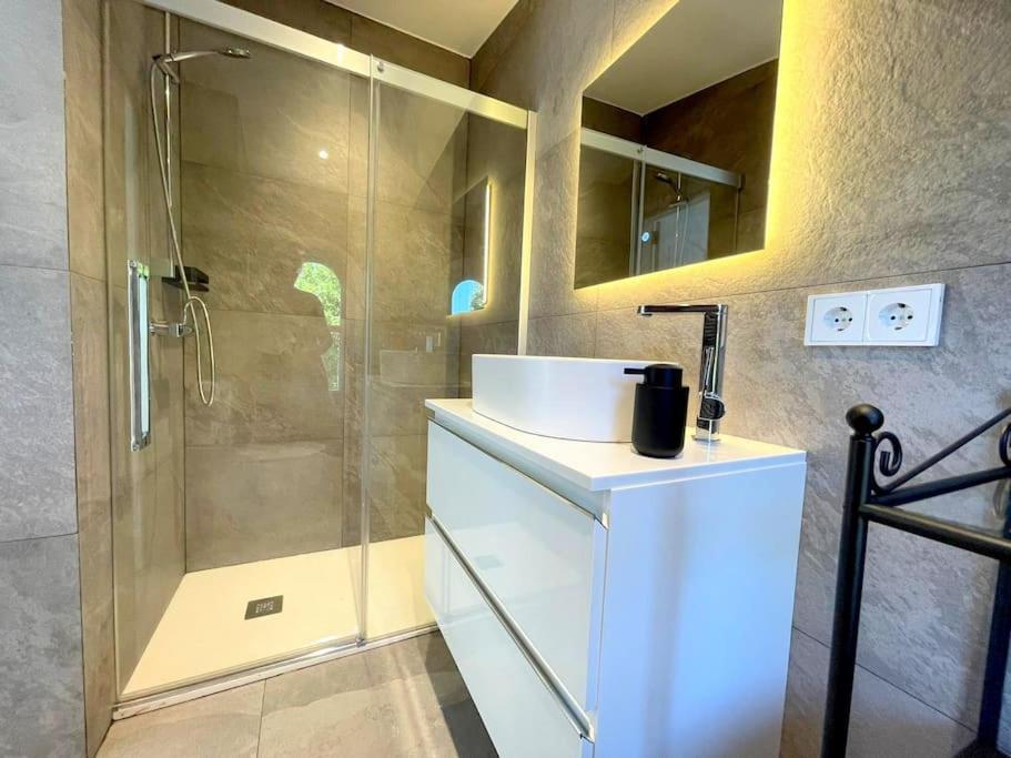 Apartment Strandnahe Mit Pool, Wifi, Klima, Heizung, Tischtennis, Trampolin In Alcudia (Mallorca)