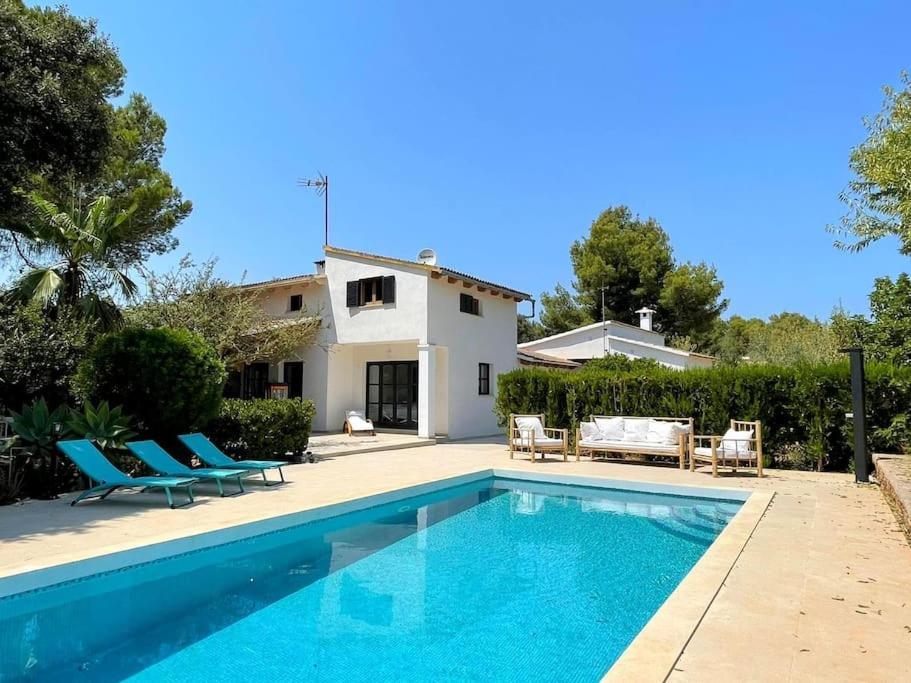 Strandnahe Mit Pool, Wifi, Klima, Heizung, Tischtennis, Trampolin In