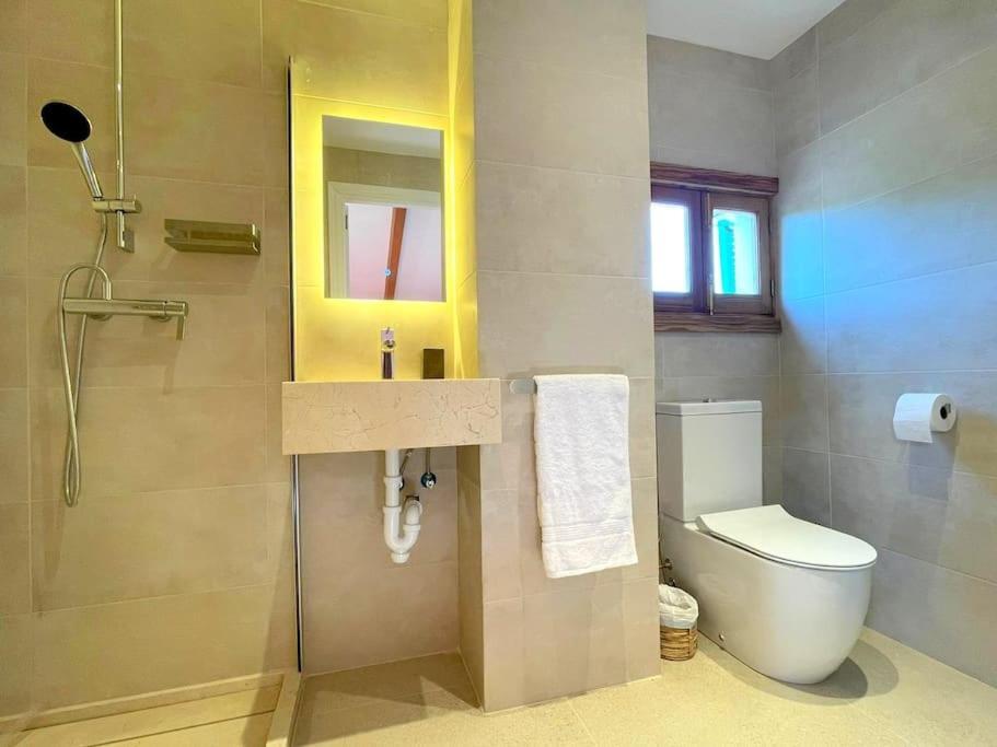 Appartement Strandnahe Mit Pool, Wifi, Klima, Heizung, Tischtennis, Trampolin In